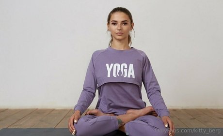 Kitty Berg nude onlyfans pics