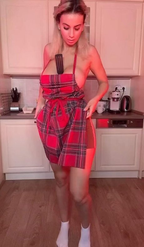 Chef Juli sexy onlyfans