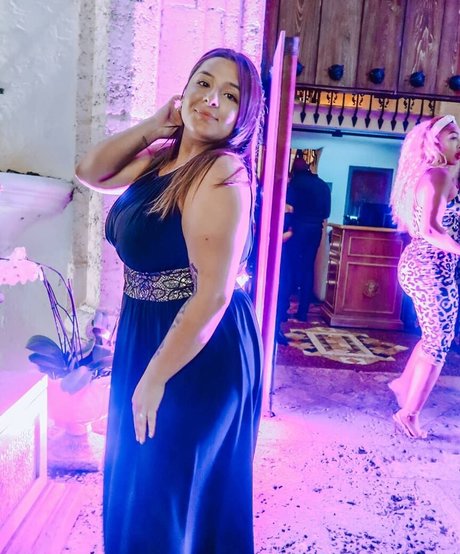 EhLiySiah leaked onlyfans.