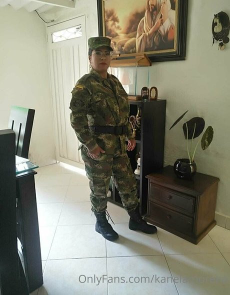 kanelamorena onlyfans boobs