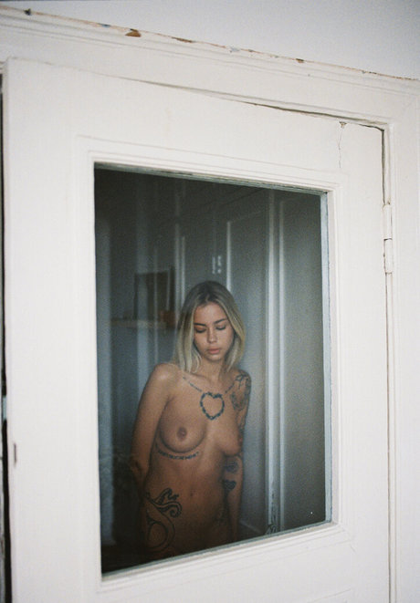 Polina Rahmanova nude only fans leaks