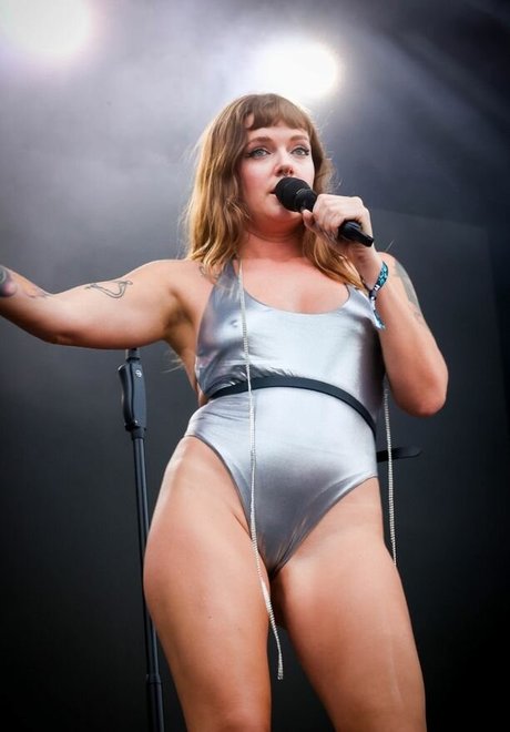 Tove Lo tits onlyfans