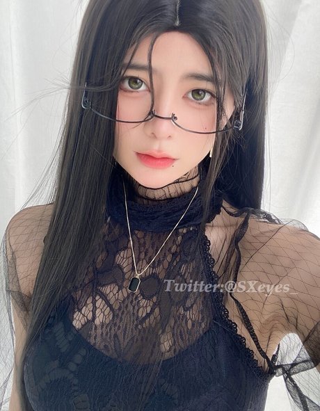 pussy spreading onlyfans beautiful plate