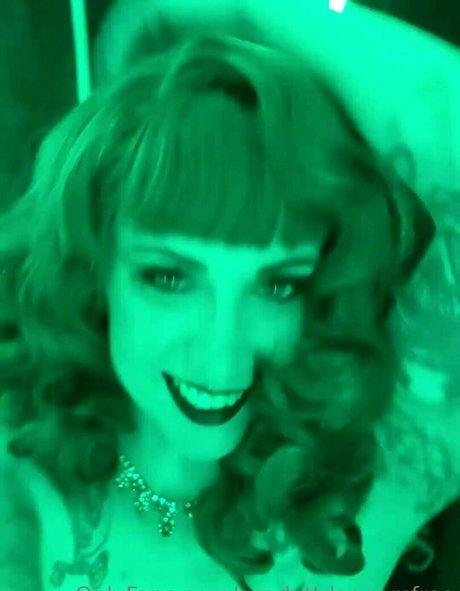 scarlettdaggersfree leaked onlyfans content