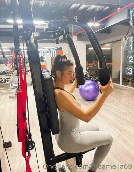 dreamella69 onlyfans pics nude