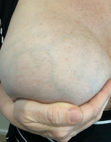 stepmom samantha free only fans pic