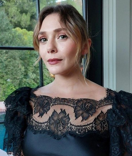 Elizabeth Olsen onlyfans naked leaks