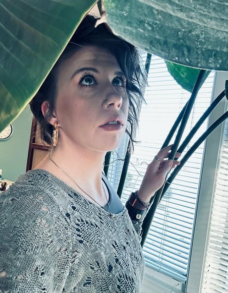 cahiraoona is on onlyfans