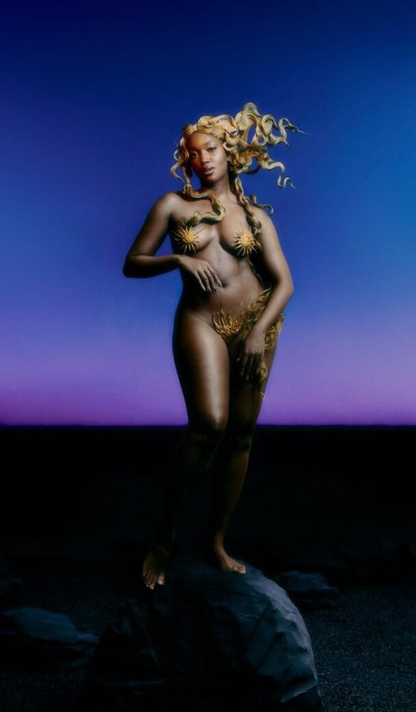 Izza Cantora onlyfans leaked