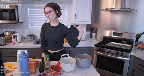 Holls8 nude onlyfans leaks