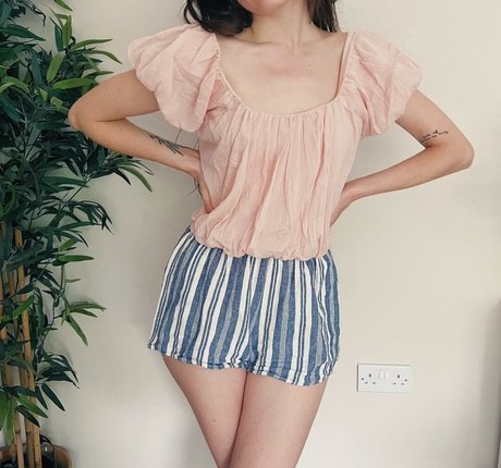 squat riding onlyfans adult visuals