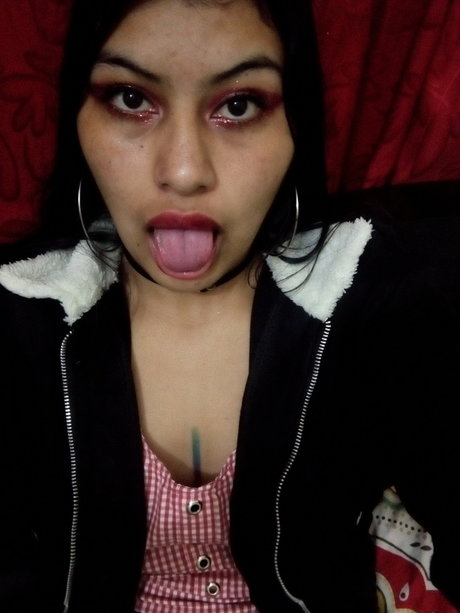 L a Alejandra onlyfans nude pics