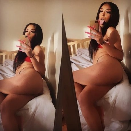 Lexus D McCoy onlyfans strip tease