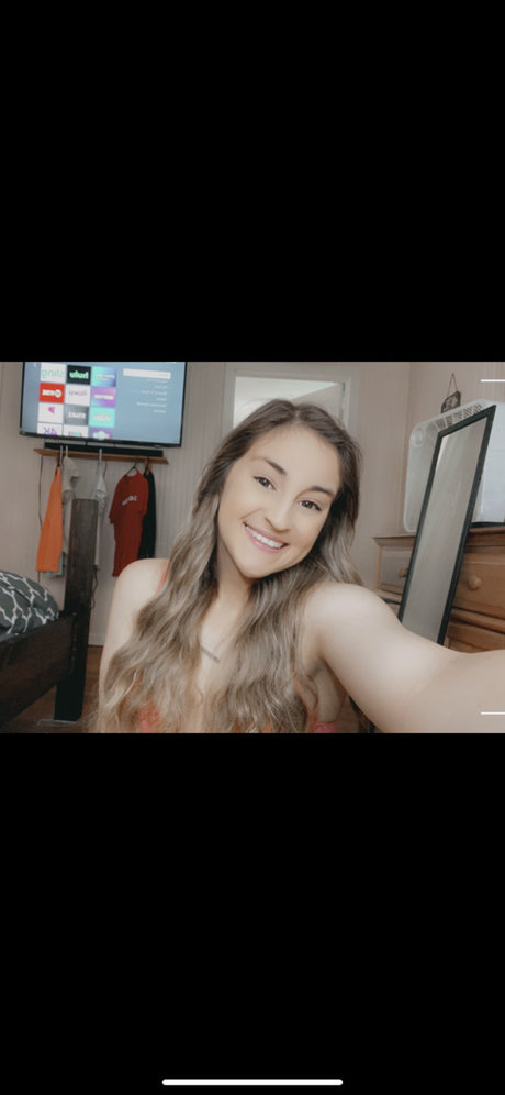 Alexis Bennett nude leaks onlyfans