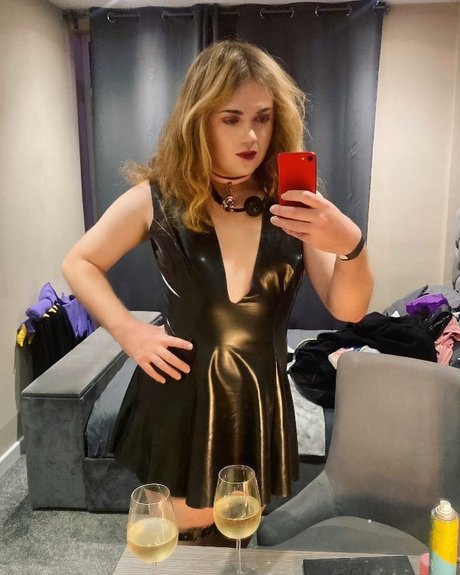 Lil Lexi the kitten onlyfans leaj