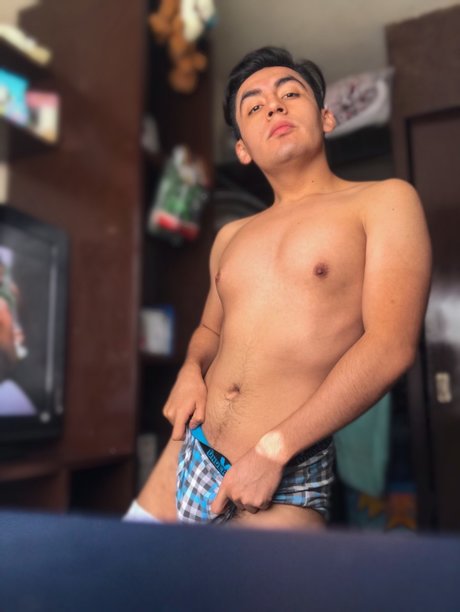Leonel_ strip onlyfans