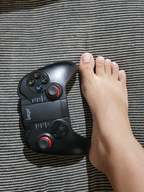 little angel s foot_ onlyfans leaks naked