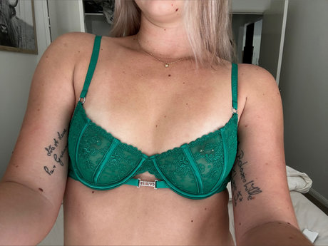 Leish nude onlyfans leak