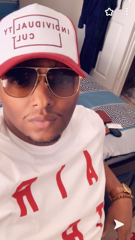 _Financialboss2_ naked on onlyfans