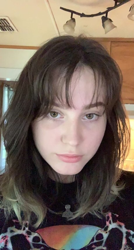 Leaf Thorne leaked only fans nudes