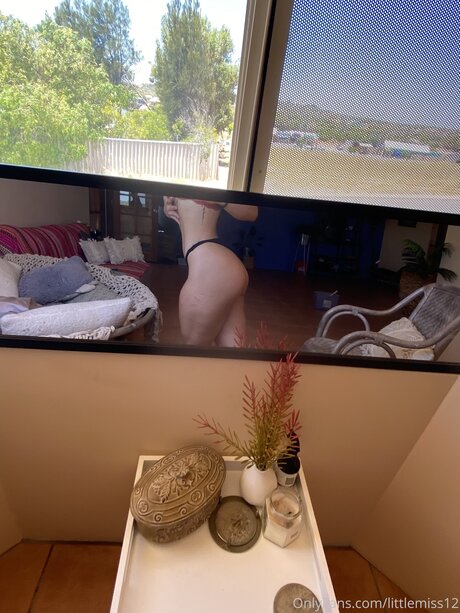 littlemiss onlyfans striptease