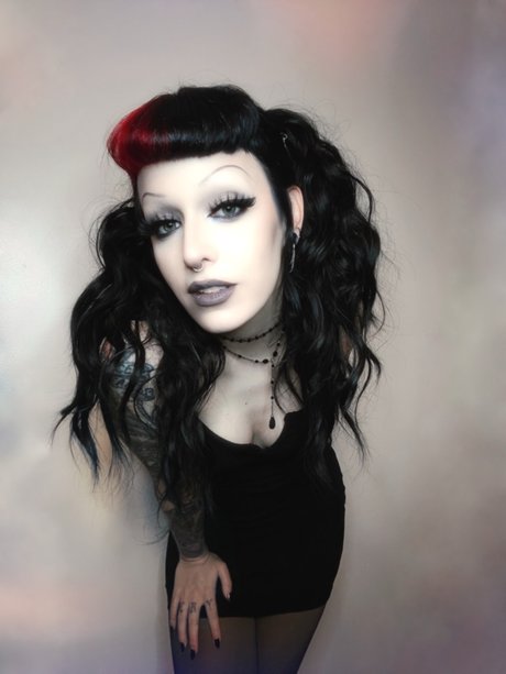 Lisa Loveless onlyfans uncensored