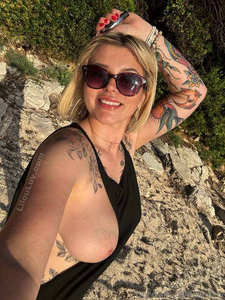 Lilou Luv ONLINE_ on onlyfans