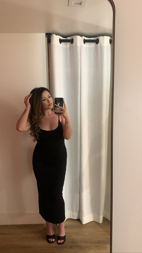 LilMamas onlyfans leajs