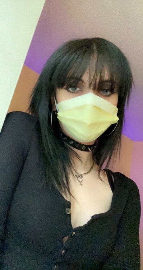 sidney onlyfans naked