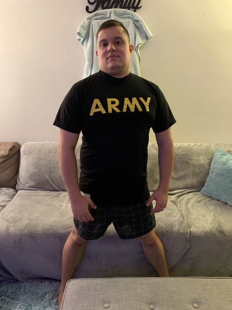 Adam Robbins onlyfans free content