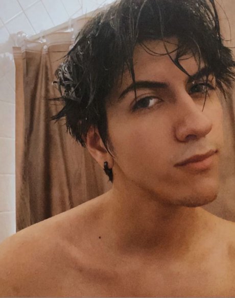 Alexander Vega onlyfans leak