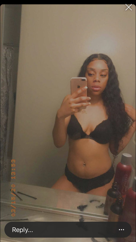 Loveeleey free onlyfans