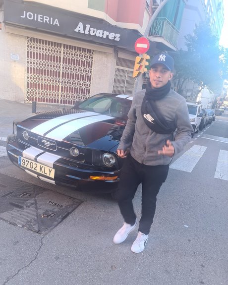 il pi__giovane naked onlyfans