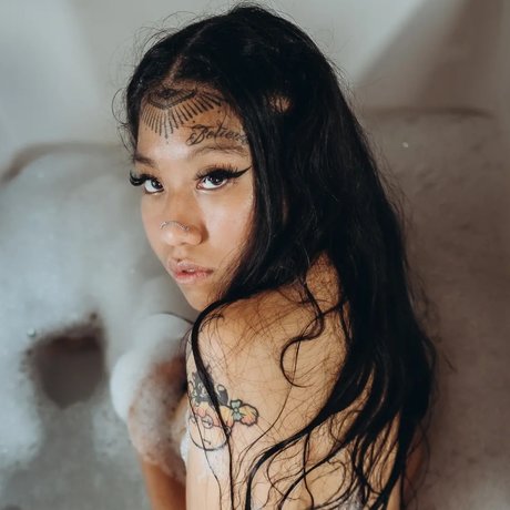 Loonatik Ysabel onlyfans leake