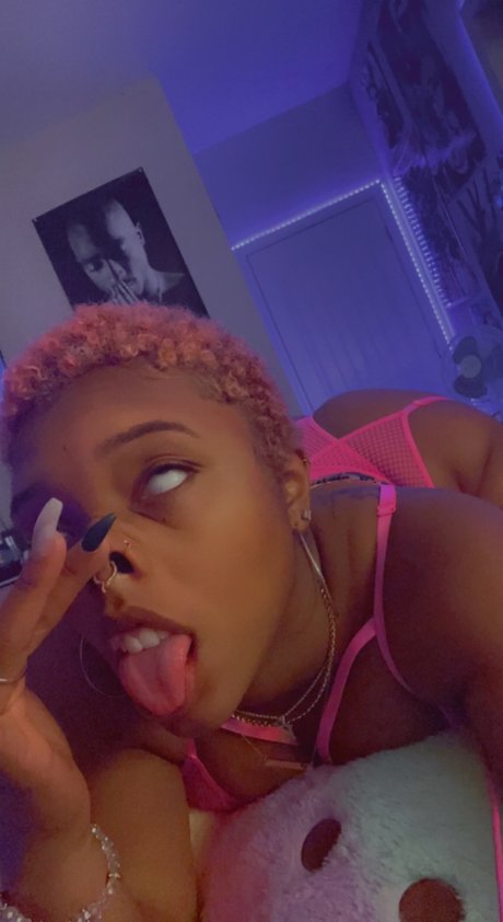 Londyn Lynxx porn onlyfans