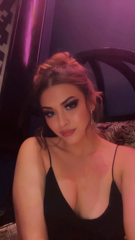 Lola Jane onlyfans porno