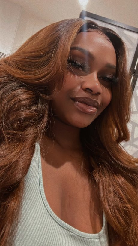 Lola Knightley onlyfans nudes leaked