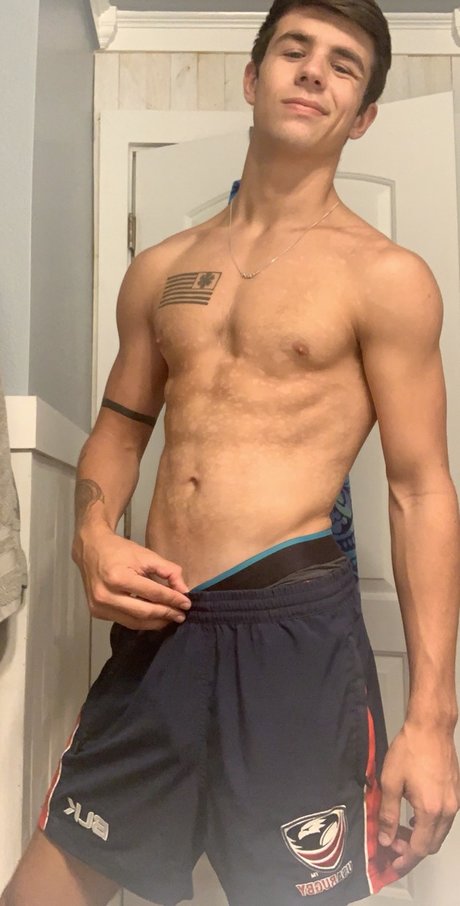 logan onlyfans leajs