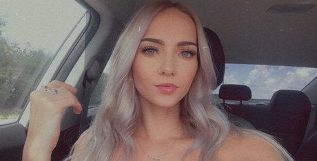 Lizzi Kitty Free Page_ onlyfans leaks free