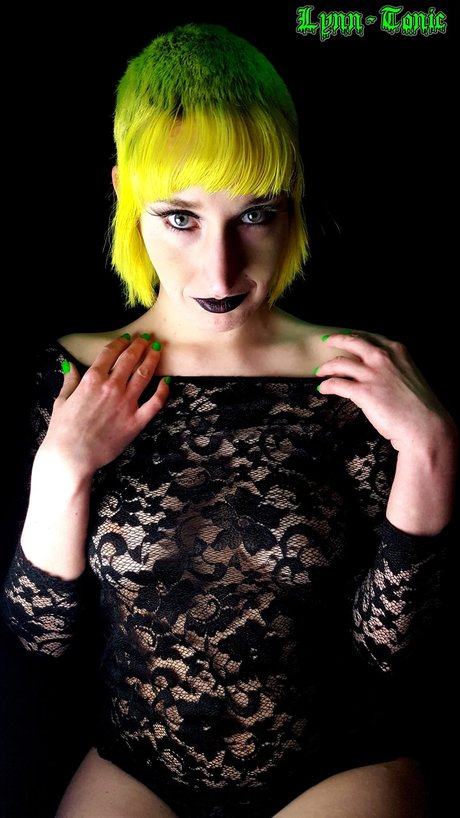 Lynn Tonic free only fans leaks