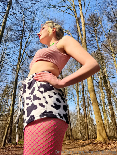 Lynn Tonic free naked on onlyfans