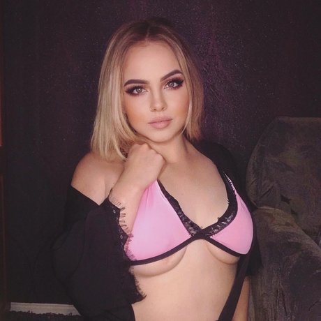 Forbidden Fruit onlyfans naked