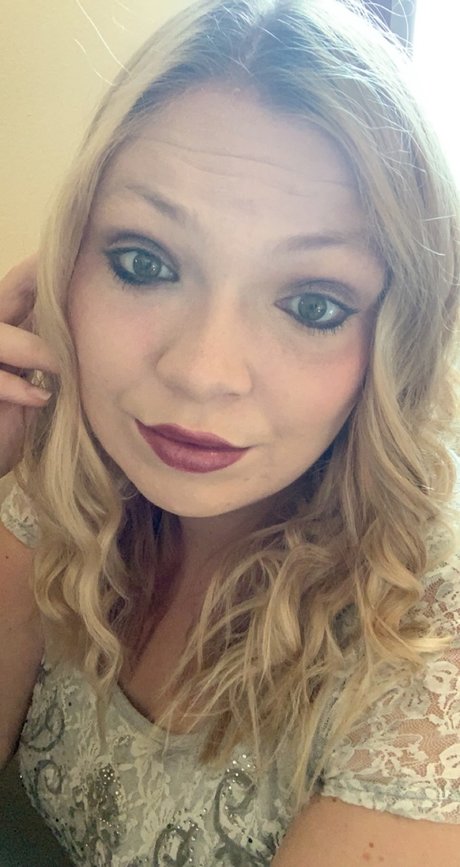 lizzy only fans review