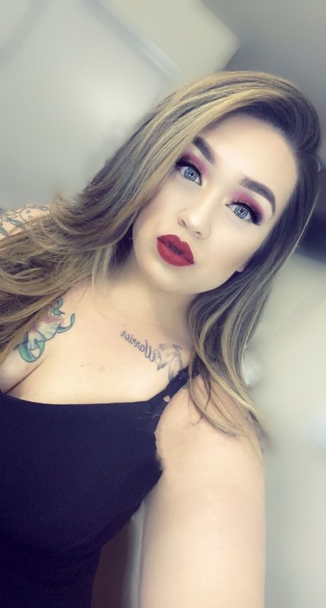 Felicia Chavez onlyfans naked pics