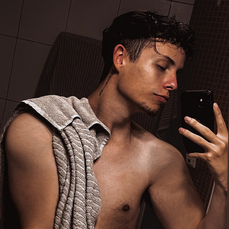 Lukynn33 onlyfans leaked photos