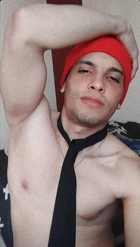 LUIS DAMI N free onlyfans