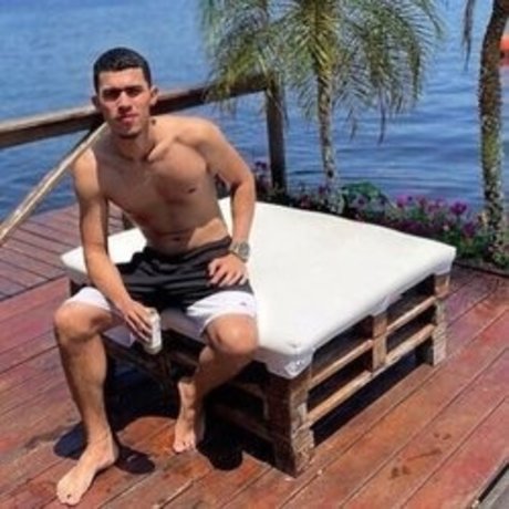 _marcon onlyfans 19cm gross_ onlyfans strip tease