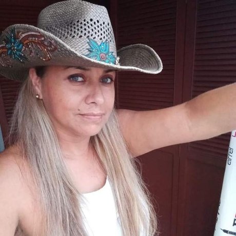 mariposalatina onlyfans lesk