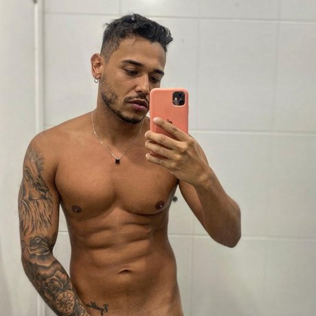 Diego Mariano nudes only fans