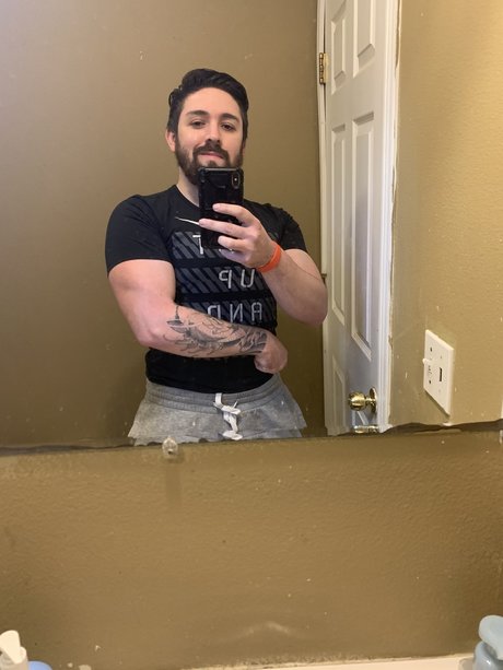 Manuel18 only fans naked